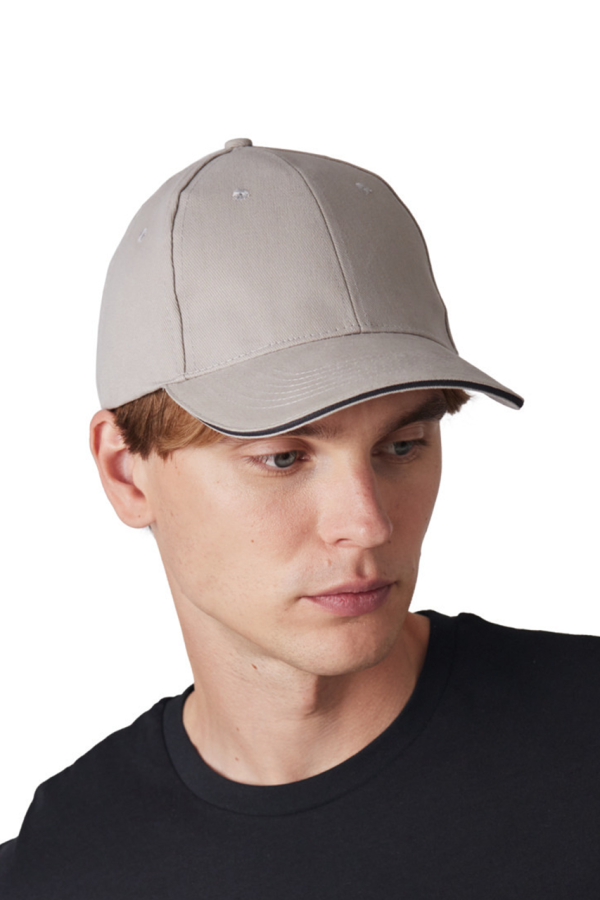 CAP WITH CONTRASTING SANDWICH PEAK - 6PANELS